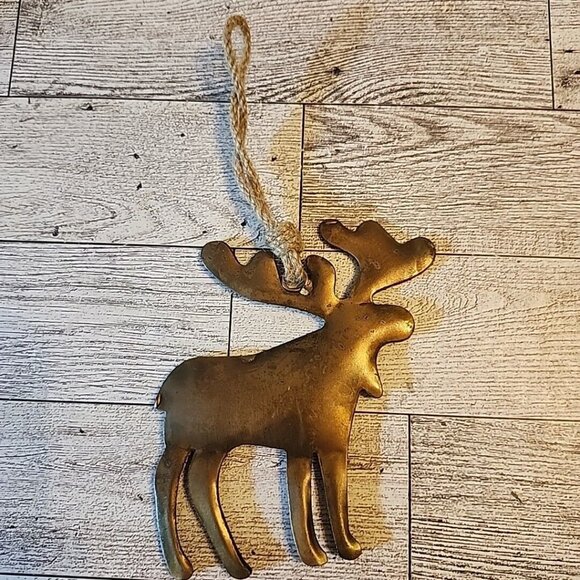 Metal Moose Ornament Brass-colored Jute Hanger Puffy 4.25 Inches - Picture 4 of 6